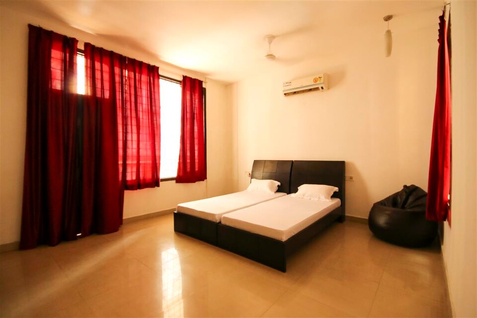 OYO Studios 323 Sohna Road, Sohna Road, Gurgaon